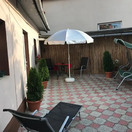 Willa Casa Printre Gradini