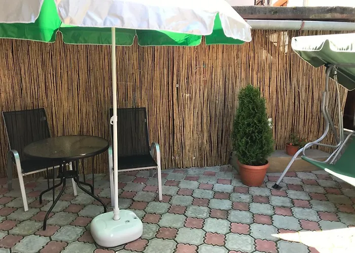 Villa Casa Printre Gradini