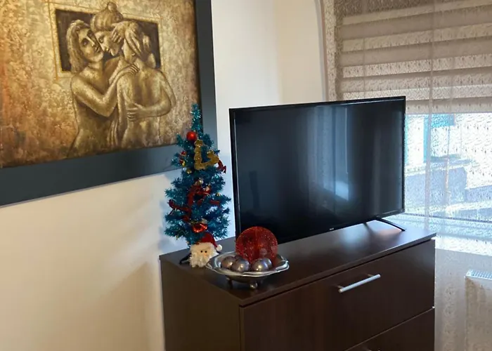 Casa Printre Gradini *